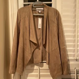 New with tags BB Dakota faux suede jacket - size large